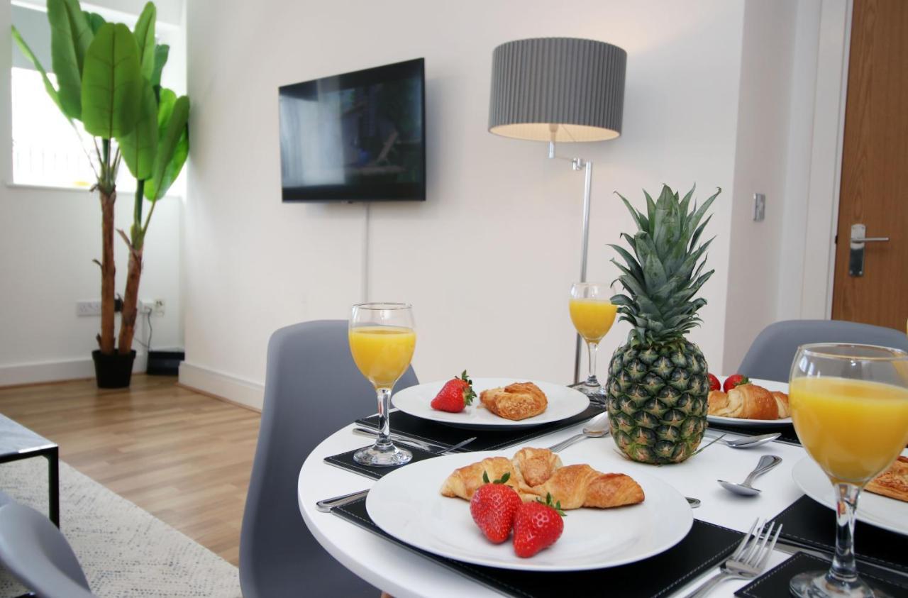 St Thomas Loft Views By Ssw - 2Br, Parking, Sleeps 4, Easy Access To City Centre, Marina, Beach And M4 Swansea Exterior photo