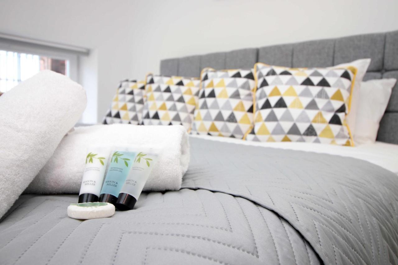 St Thomas Loft Views By Ssw - 2Br, Parking, Sleeps 4, Easy Access To City Centre, Marina, Beach And M4 Swansea Exterior photo